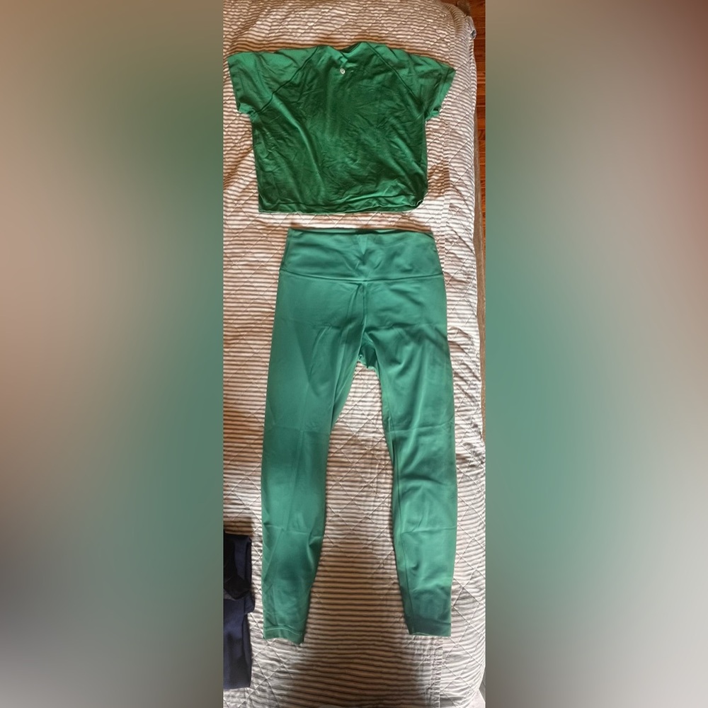 NWOT Lululemon Swiftly Tech Cropped Shirt and Align 28” leggings green